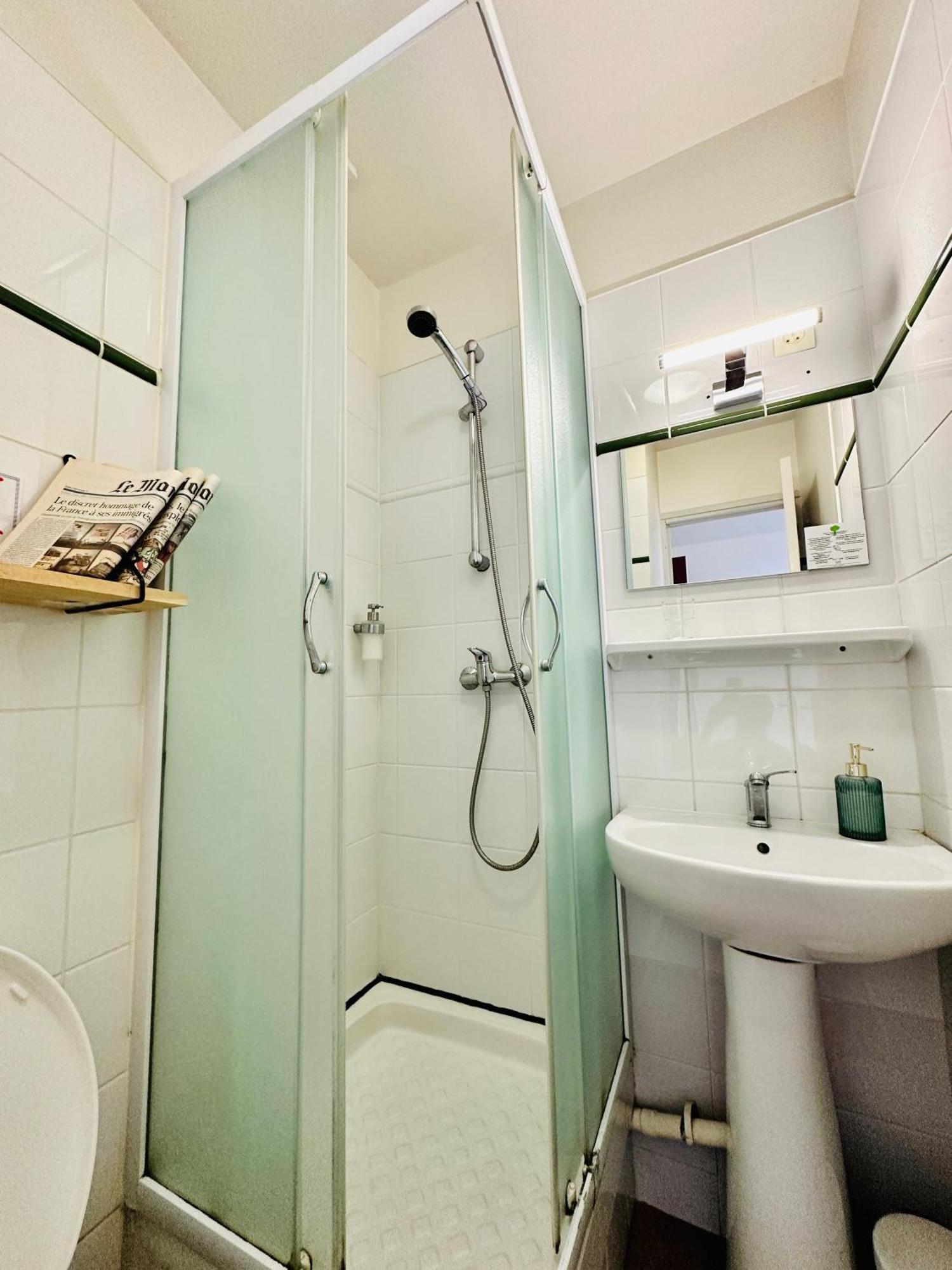 Hotel Le Midi Clermont-Cournon Dış mekan fotoğraf