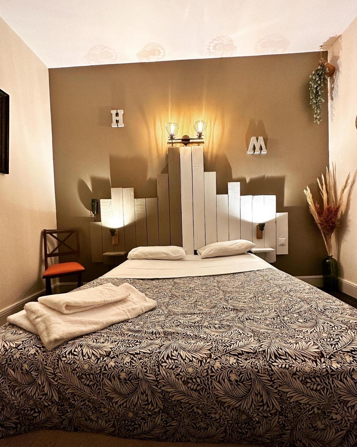 Hotel Le Midi Clermont-Cournon Dış mekan fotoğraf